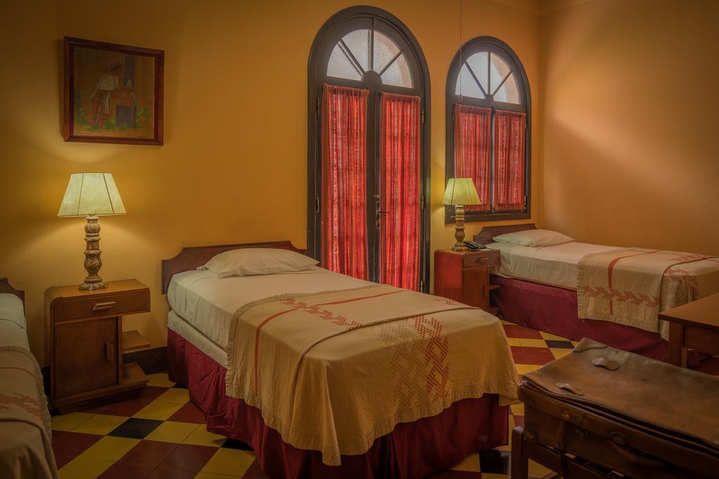 Hotel Panamerican Guatemala Oda fotoğraf